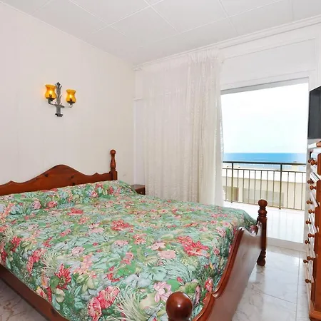 1019 Costa Rosas